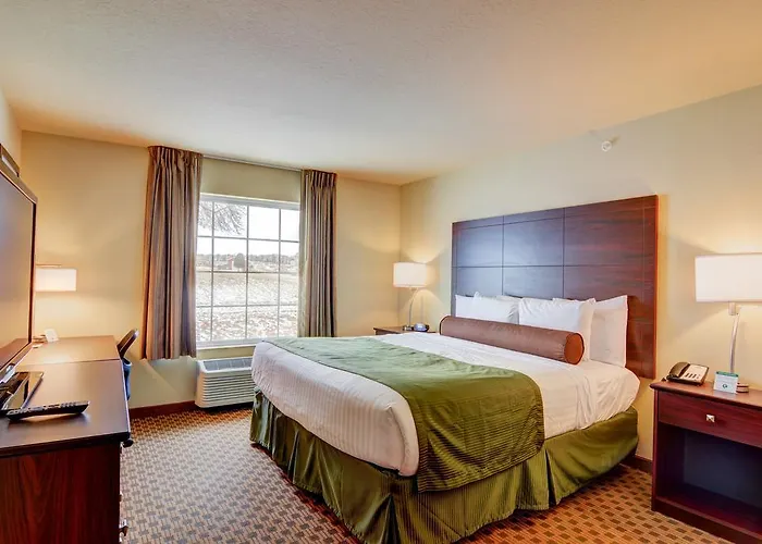 Cobblestone Hotel and Suites - Punxsutawney