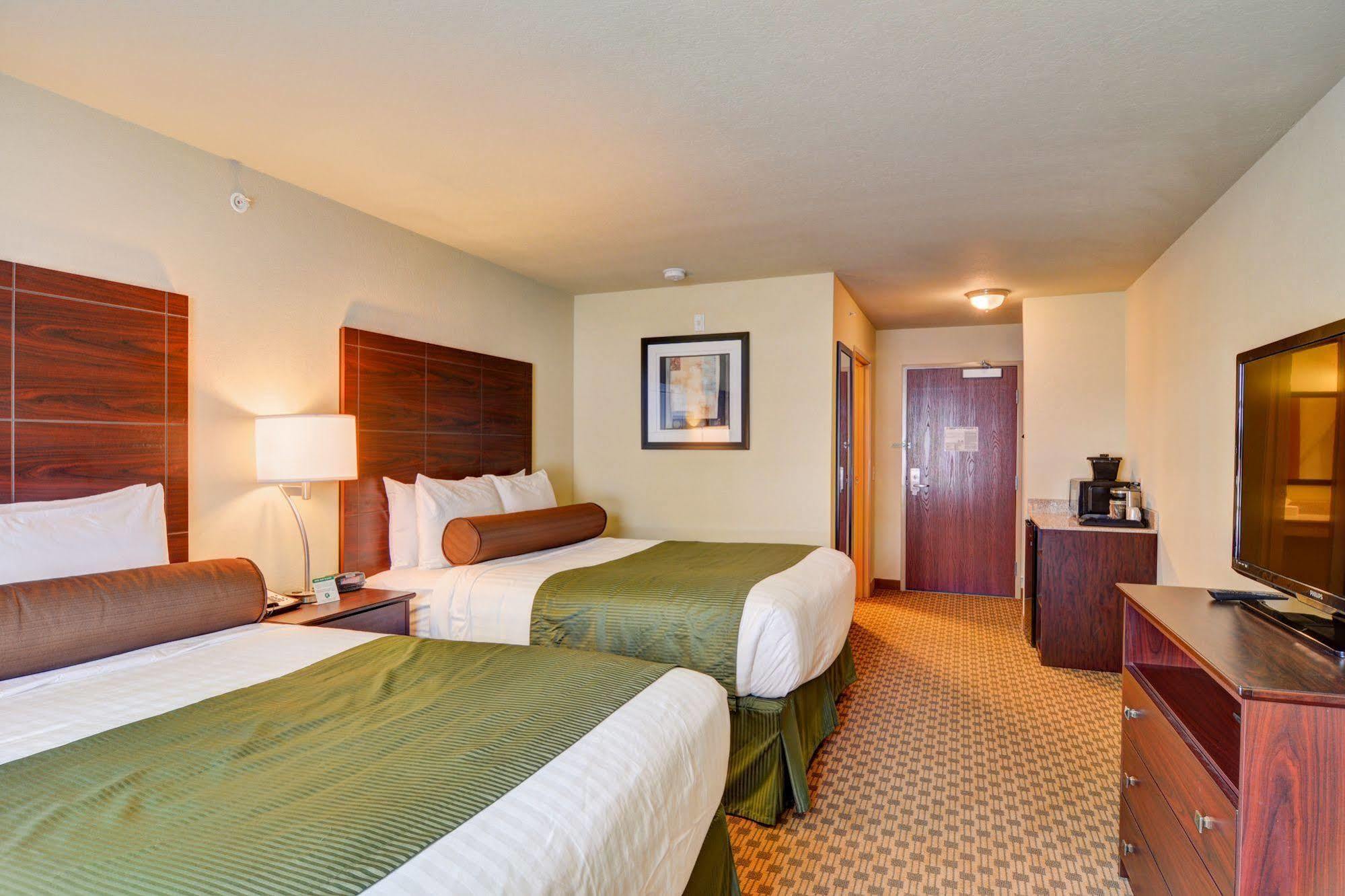 Hotel Cobblestone & - 3*