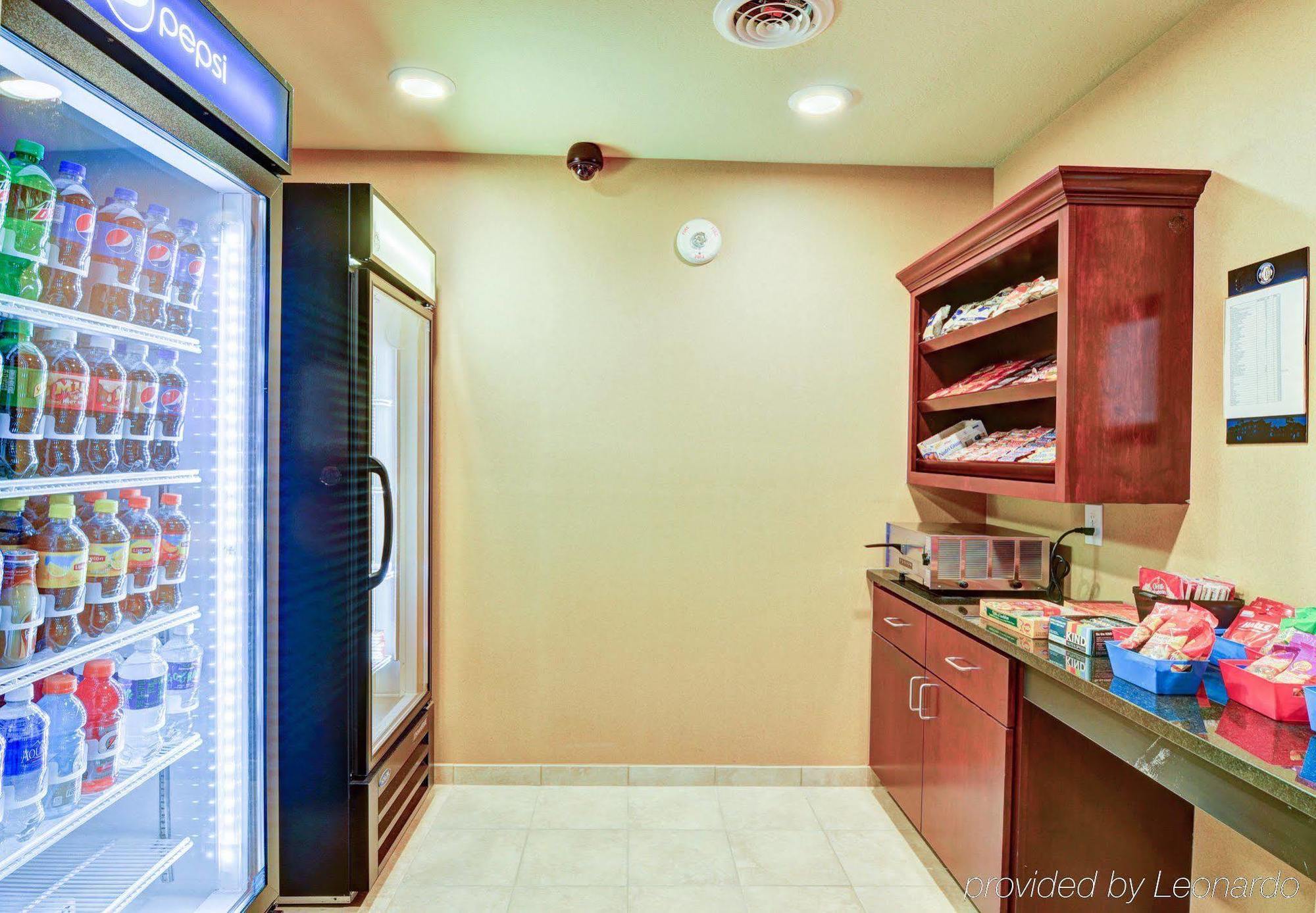 Cobblestone Hotel&suites - Hotel
