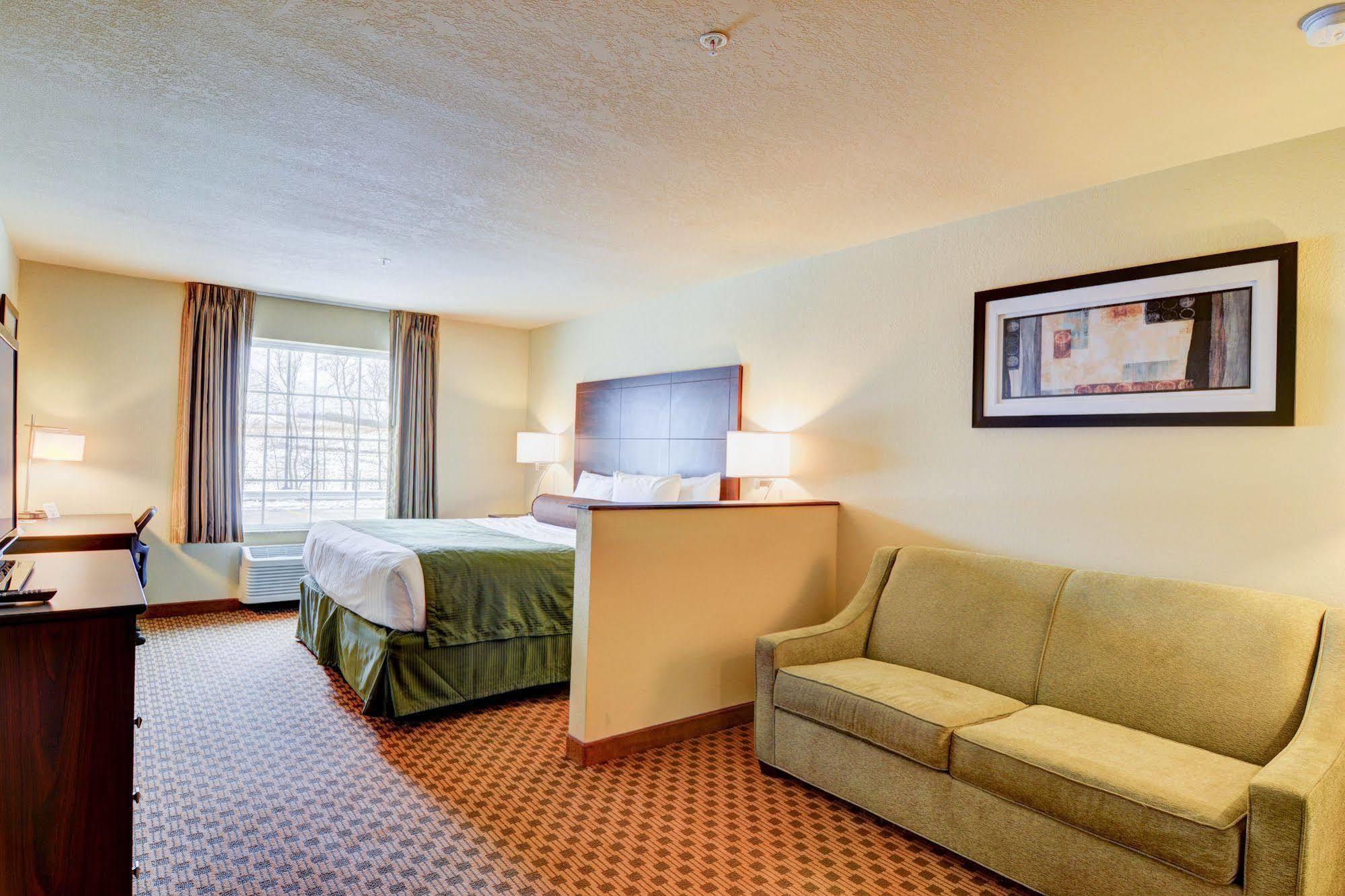 Hotel Cobblestone Hotel&suites -