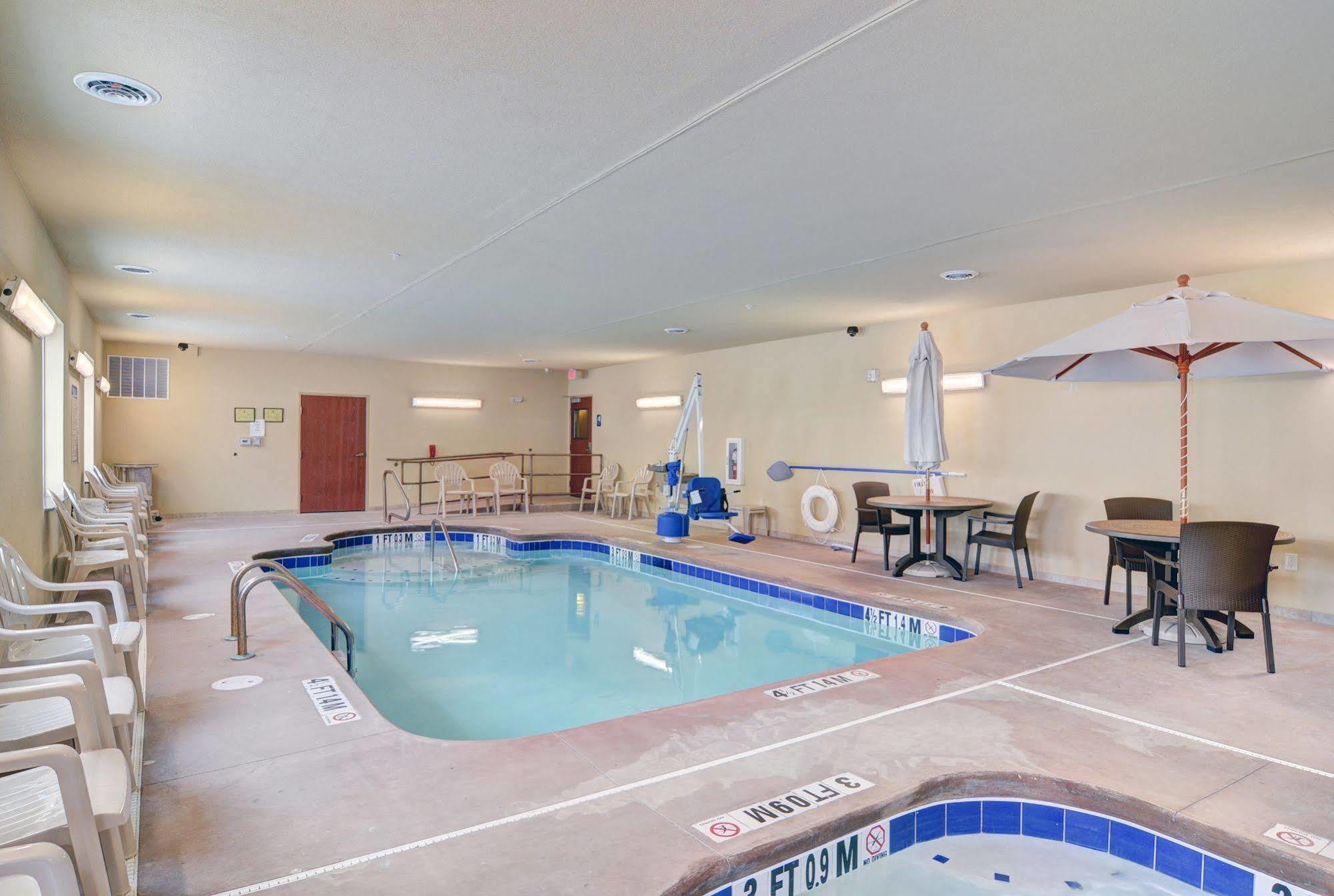 Cobblestone Hotel&suites - Punxsutawney